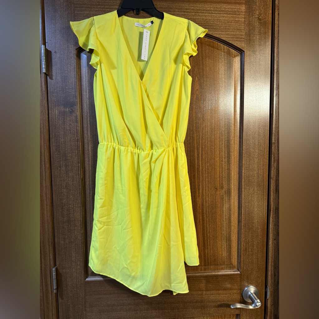 Three Eighty Two - Size Xs